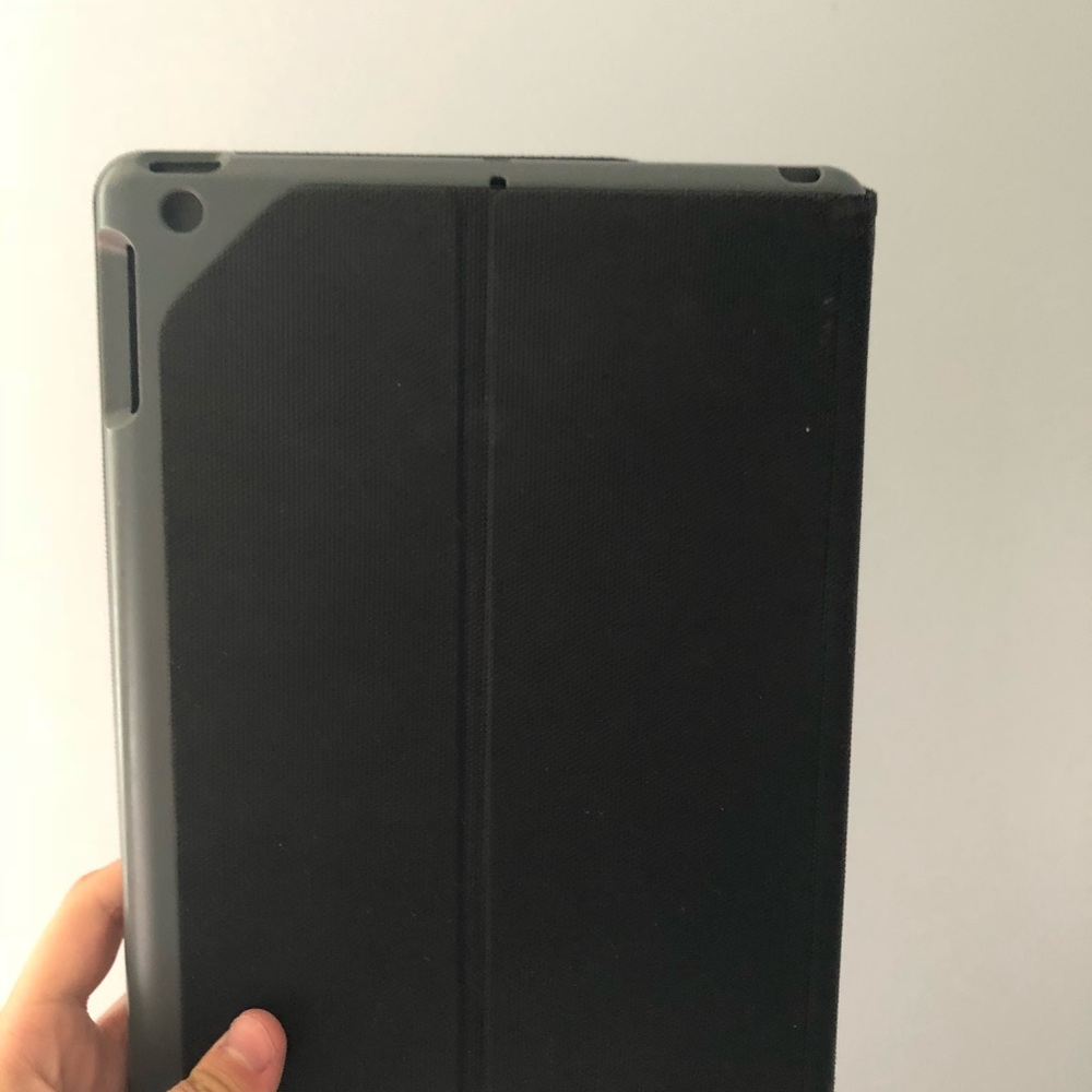 Logitech iPad case - Picture 2 of 3